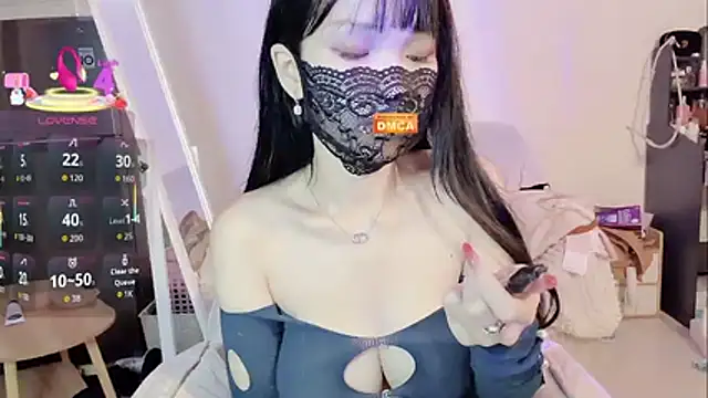 Snapshot of twlilybae chatting on November 5, 4:43 pm twlilybae online show from November 5, 4:43 pm