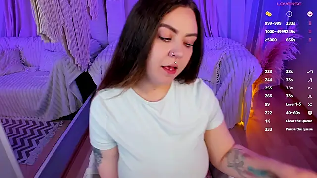 Snapshot of ashton_heidii chatting on September 15, 9:48 pm ashton heidii online show from September 15, 9:48 pm