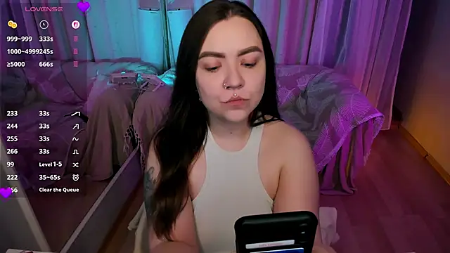 ashton heidii online show from March 21, 10:35 pm