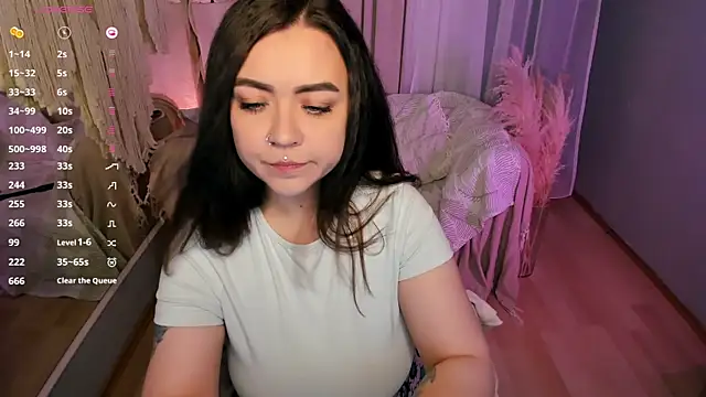 ashton heidii online show from November 9, 11:42 pm