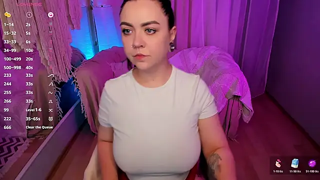 ashton heidii online show from November 4, 10:46 pm