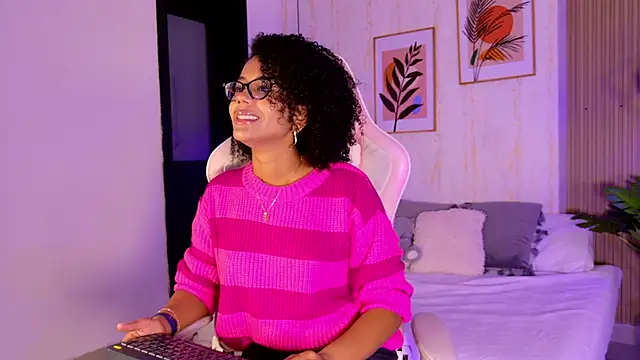 Ayleen Dunkan online show from February 20, 1:02 pm