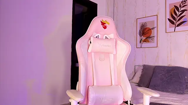 Ayleen Dunkan online show from September 17, 12:07 pm