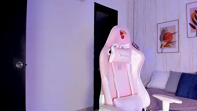 Ayleen Dunkan online show from October 17, 12:29 pm