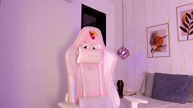 Ayleen Dunkan online show from September 26, 12:12 pm