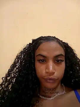 Snapshot of lareynazendeya_@xh chatting on March 27, 10:54 pm lareynazendeya xh online show from March 27, 10:54 pm