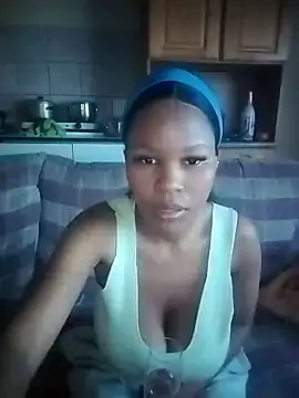 Snapshot of Seductive_Yellow_Titties chatting on September 10, 1:43 pm Seductive Yellow Titties online show from September 10, 1:43 pm