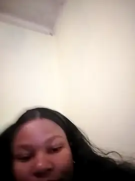 Snapshot of Seductive_Yellow_Titties chatting on November 7, 7:51 pm Seductive Yellow Titties online show from November 7, 7:51 pm