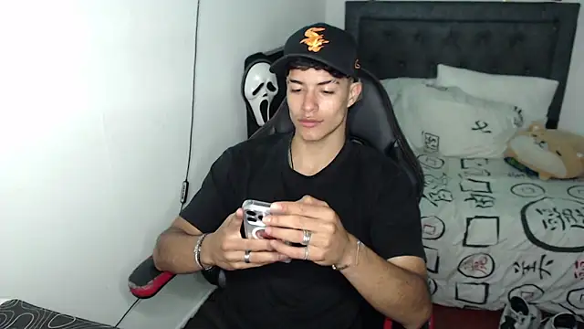 jacobbiker online show from April 2, 3:35 am