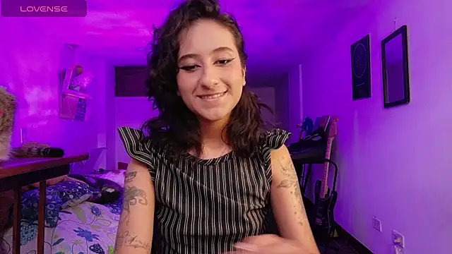 atenea dragon   online show from December 4, 8:52 pm