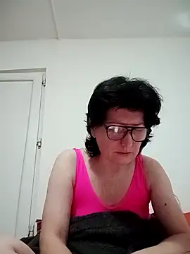 Snapshot of Vera_Elle chatting on February 24, 10:32 pm Vera Elle online show from February 24, 10:32 pm