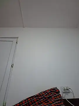 Vera Elle online show from March 18, 7:37 pm