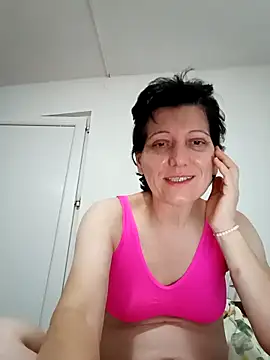 Snapshot of Vera_Elle chatting on October 22, 3:44 pm Vera Elle online show from October 22, 3:44 pm