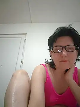 Vera Elle online show from April 8, 5:58 pm