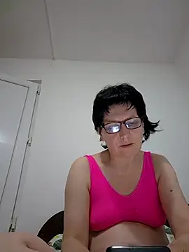 Vera Elle online show from May 20, 6:27 pm