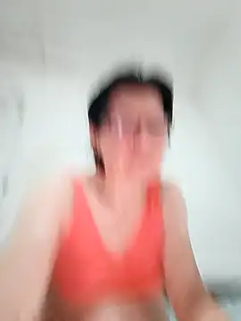 Snapshot of Vera_Elle chatting on November 28, 3:39 am Vera Elle online show from November 28, 3:39 am