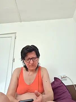 Vera Elle online show from April 13, 6:50 am