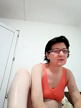 Snapshot of Vera_Elle chatting on October 30, 3:20 pm Vera Elle online show from October 30, 3:20 pm