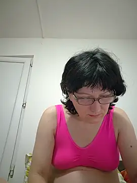 Vera Elle online show from March 28, 6:31 pm