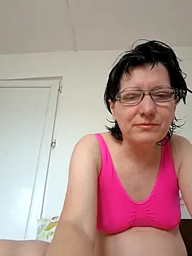 Snapshot of Vera_Elle chatting on February 7, 11:07 am Vera Elle online show from February 7, 11:07 am