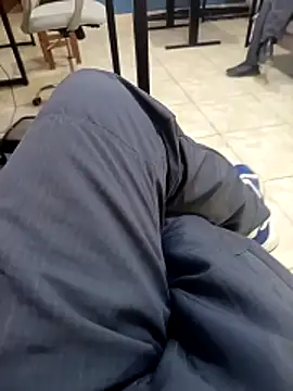 Hugopingonasa2024 online show from February 11, 9:14 pm