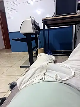 Hugopingonasa2024 online show from February 18, 8:49 pm