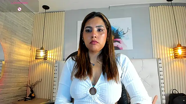 scarletbaker  online show from April 29, 10:27 pm