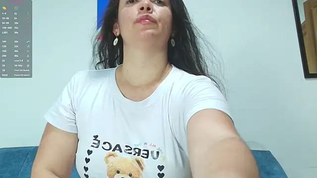 loreen grey online show from April 5, 8:04 pm