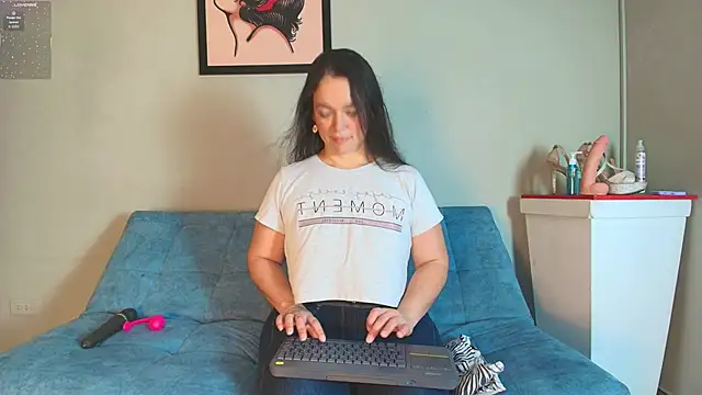 loreen grey online show from March 8, 3:37 pm