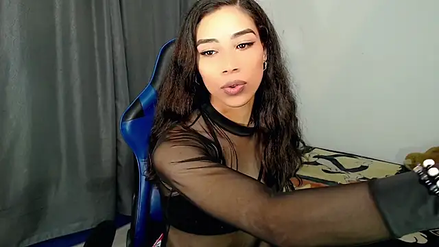 Sweet-Cris online show from December 22, 6:08 pm