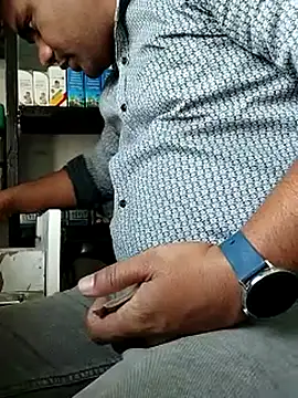 hunk28 6 online show from November 26, 7:08 am