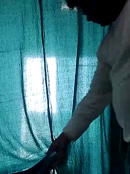 hunk28 6 online show from November 13, 6:39 am