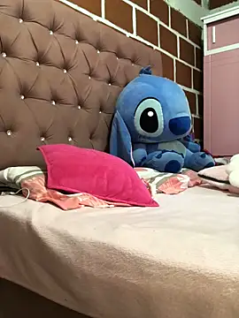 Rachellcooperrr online show from March 22, 5:47 pm