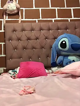 Rachellcooperrr online show from March 12, 9:08 pm