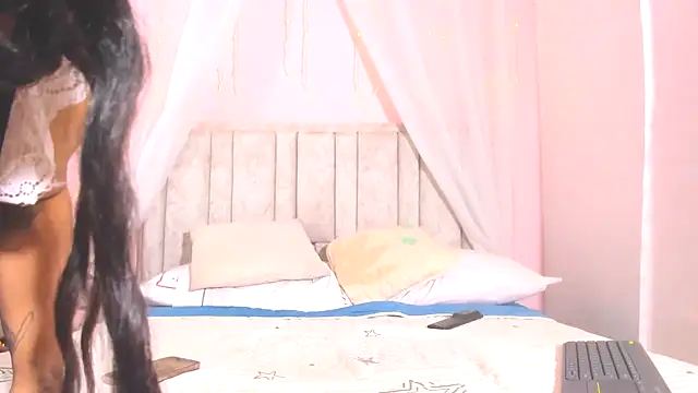 Rachellcooperrr online show from October 23, 10:14 am