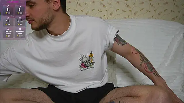 johnstoneisland online show from May 30, 7:52 pm
