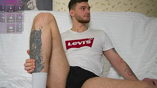 johnstoneisland online show from February 12, 10:15 am