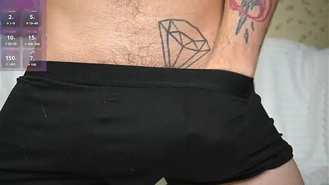 johnstoneisland online show from April 5, 6:53 am