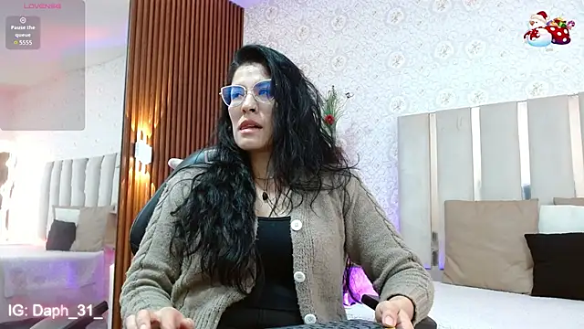 BLUE TAY1 online show from November 8, 12:09 pm