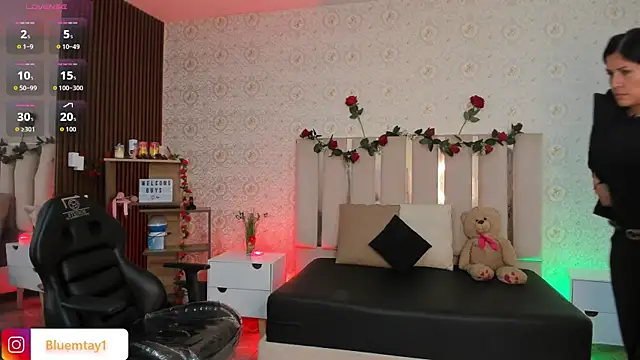 BLUE TAY1 online show from February 26, 12:16 pm