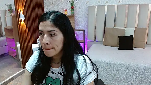 BLUE TAY1 online show from November 9, 7:40 pm