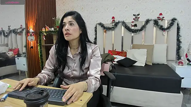 BLUE TAY1 online show from December 17, 11:59 am