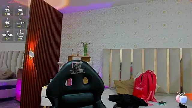 BLUE TAY1 online show from September 18, 11:46 am