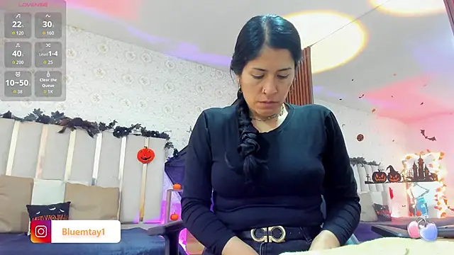 BLUE TAY1 online show from October 17, 11:34 am