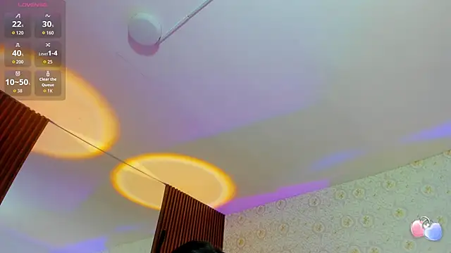 BLUE TAY1 online show from September 19, 11:47 am