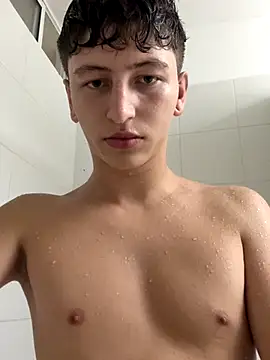 Snapshot of aronn_tay chatting on November 3, 11:52 pm aronn tay online show from November 3, 11:52 pm