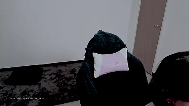 LilithCary online show from November 26, 10:54 pm