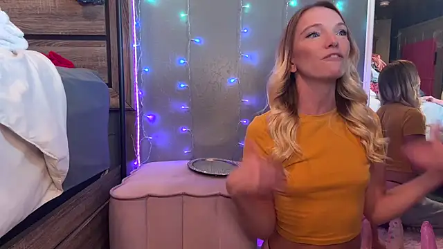 Snapshot of ajmiller25 chatting on November 3, 8:12 pm ajmiller25 online show from November 3, 8:12 pm