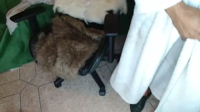 JUSTFORRICH online show from March 23, 8:52 pm