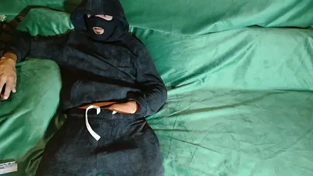 JUSTFORRICH online show from January 12, 2:46 pm